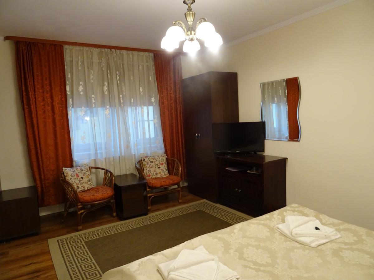 Pensiunea Magnolia Сибиу Экстерьер фото
