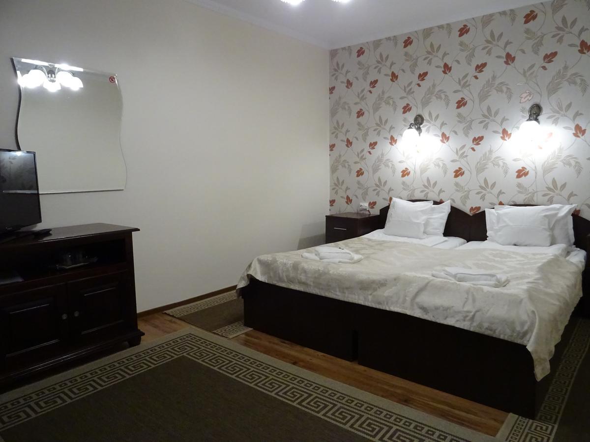Pensiunea Magnolia Сибиу Экстерьер фото